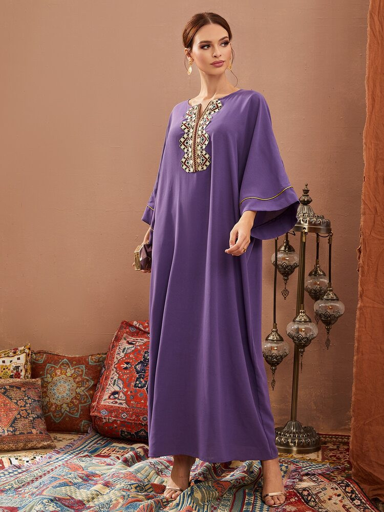 SHEIN Contrast Embroidery Notched Collar Kaftan Dress | SHEIN