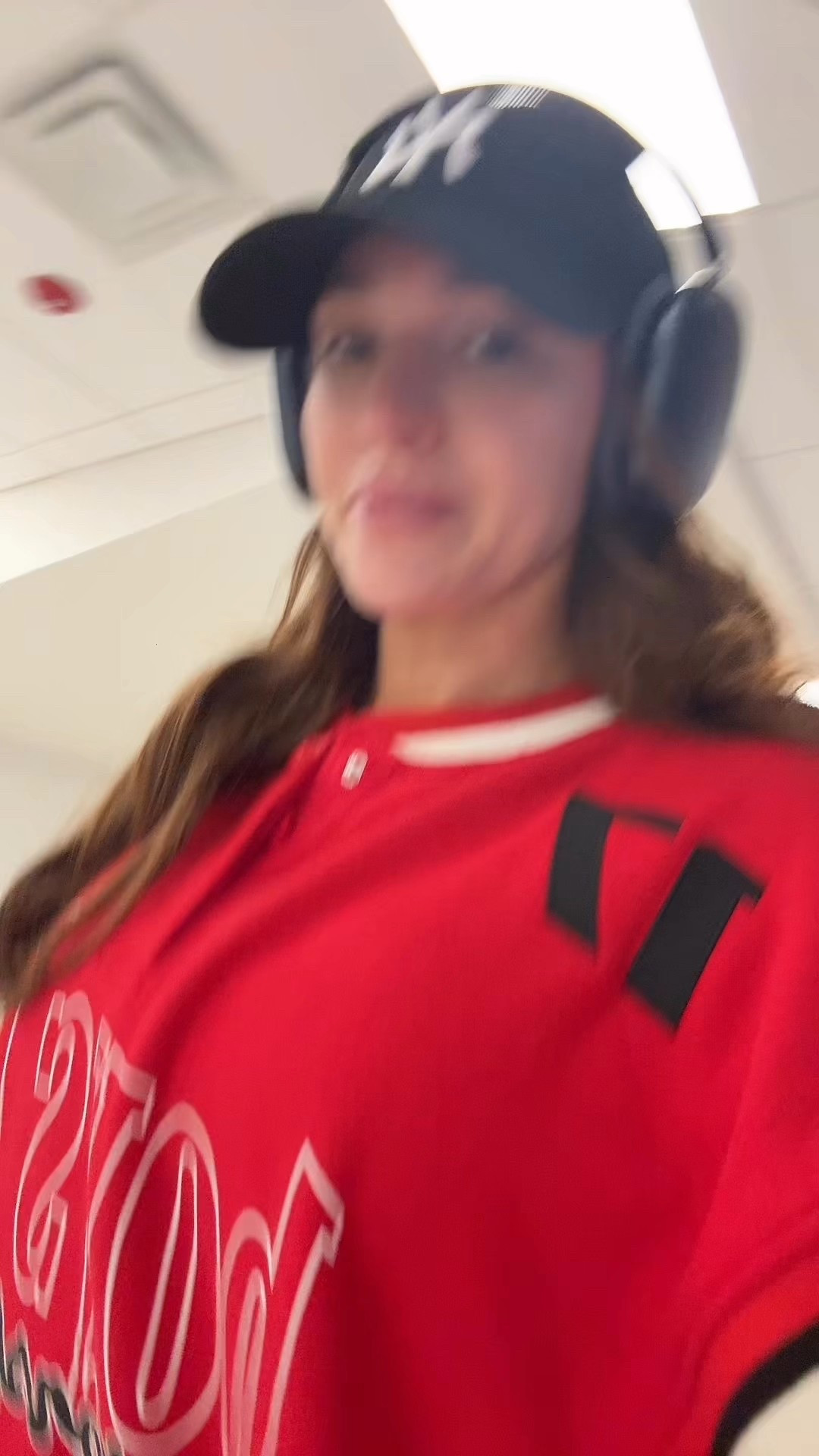 AIRPORT FIT ✈️

#LTKSeasonal #LTKActive #LTKGiftGuide