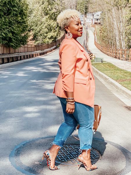 There’s just something about this coral blazer! The blazer and shoes are sold out. The bag is out of stock. I’ve listed similar options!
Blazer: New York & Co
Jeans: Torrid 
Bag: Michael Kors
Shoes: Christian / Nordstrom 
Earrings: Aldo 
Watch: Fossil 
Bracelets: Macy’s/ Forever 21

#blazers #christianlouboutin #michaelkorsbag #torrid #distressedjeans #springlook


#LTKShoeCrush #LTKOver40
