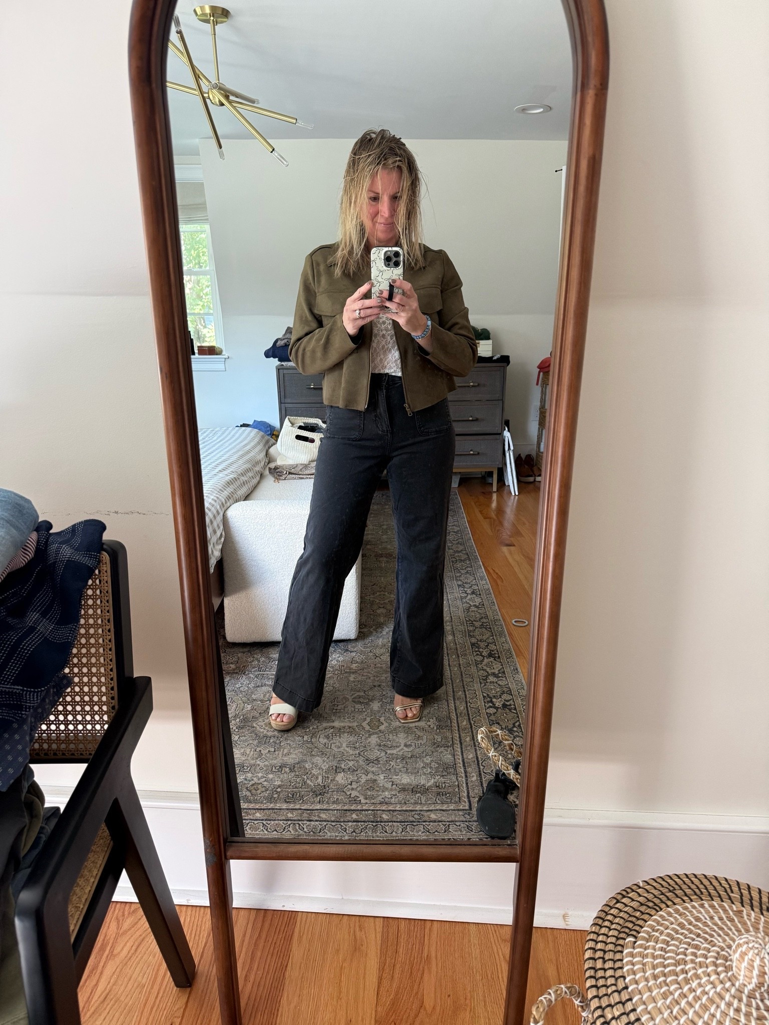 Trying on options for the goo goo dolls concert tomorrow night!

#LTKgrwm #LTKootd #LTKTravel