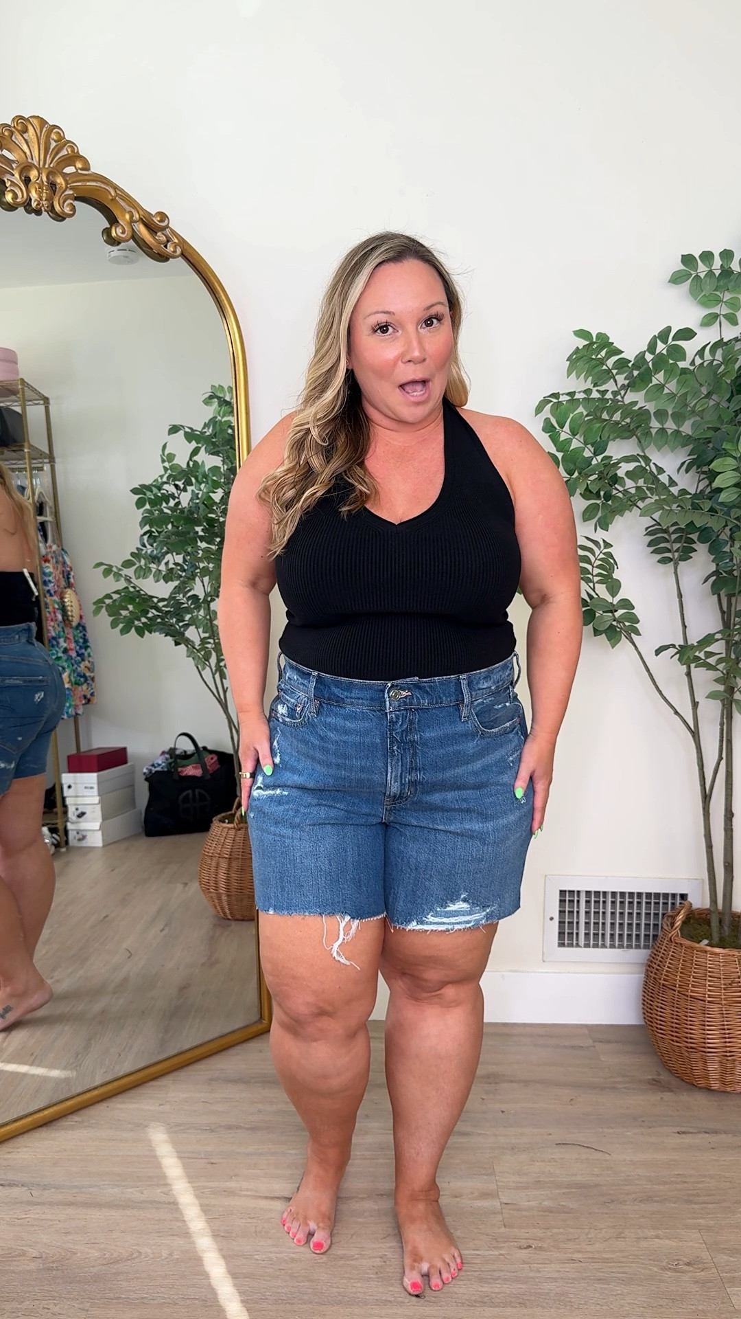 American Eagle try on haul 
Lots of great spring causal styles! 
Dennis shorts with great length especially for my thick thigh girls! 
Wearing size 16 in the shorts 
Size LARGE in jumpsuit and dress
Size LARGE in the cami tanks 

Petite style, spring style, spring dresses, resort wear, casual style, denim shorts, jeans, midsize fashion, beach style, travel style 

#LTKPetite #LTKMidsize #LTKOver40