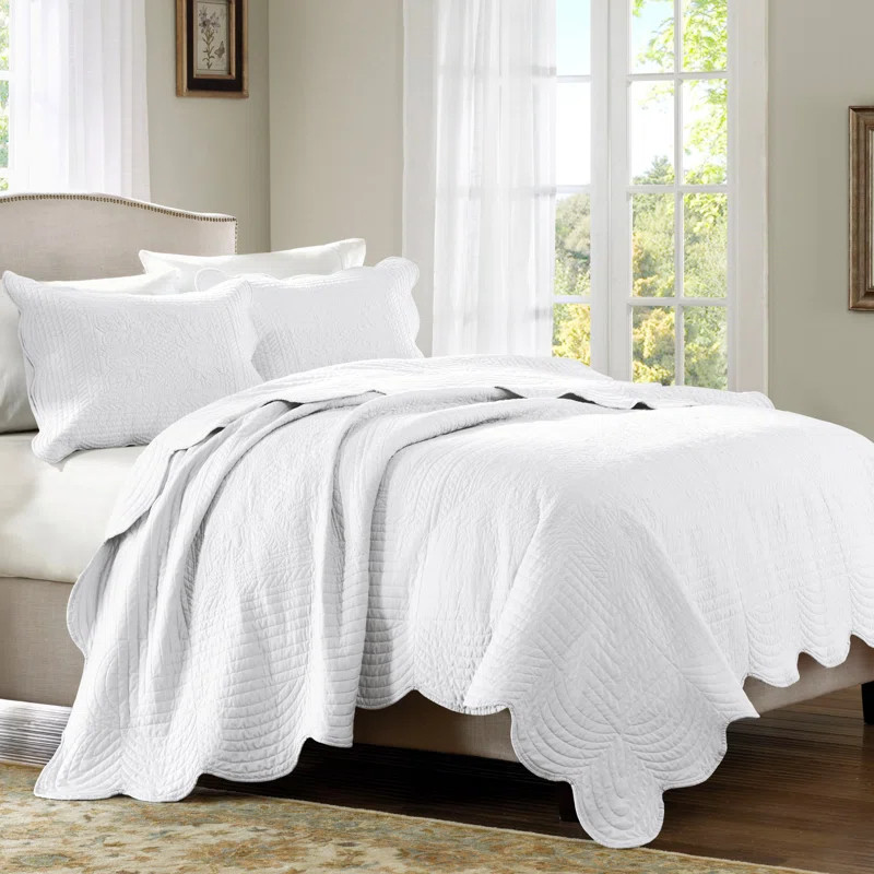 Tuscany Scalloped Edge Quilt Set | Wayfair North America
