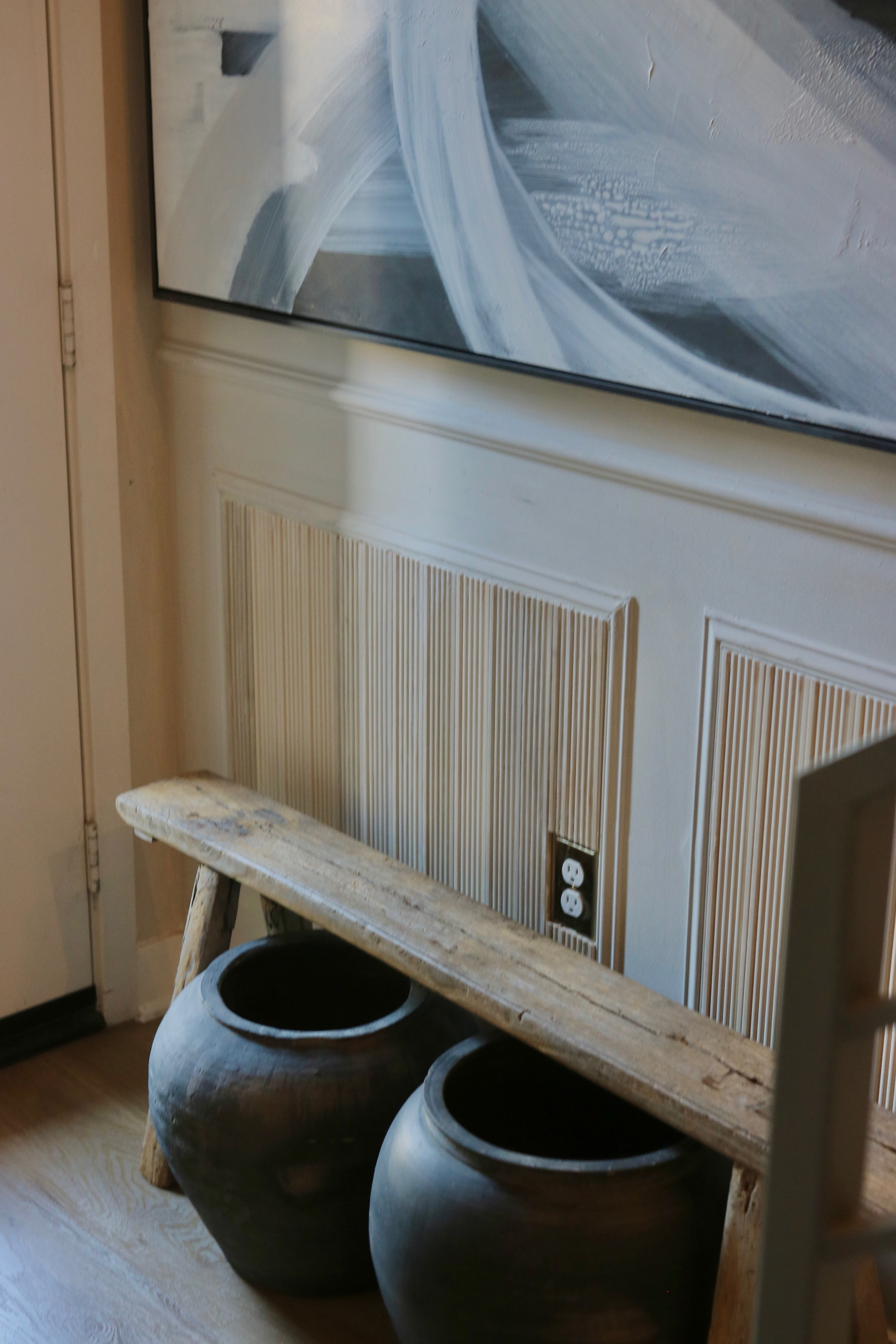 Just finished making over my entryway and everything in here has been handpicked to a T. Shop my finds! 

#LTKFind #LTKhome #LTKstyletip