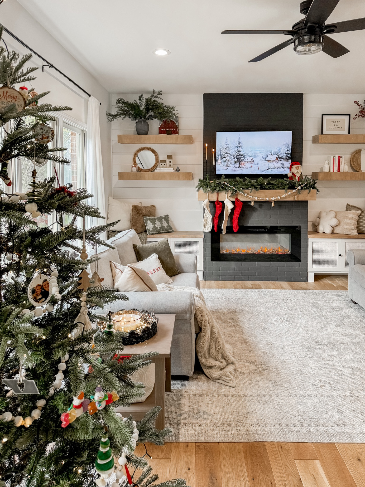 Living room Christmas decor ✨❤️🎄

#LTKHome #LTKSeasonal #LTKHoliday