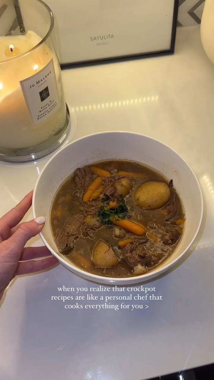 Like add it all in then see u in 8 hrs for din 🤪

Recipe: Sunday Roast
- chuck roast (seared 4 min on each side)
- beef stock
- white onion
- gravy packet (or packets depending how much meat you have)
- potatoes
- baby carrots
- season to taste

6- 8 hours on low 🤍#LTKVideo 

#LTKHome #LTKSeasonal
