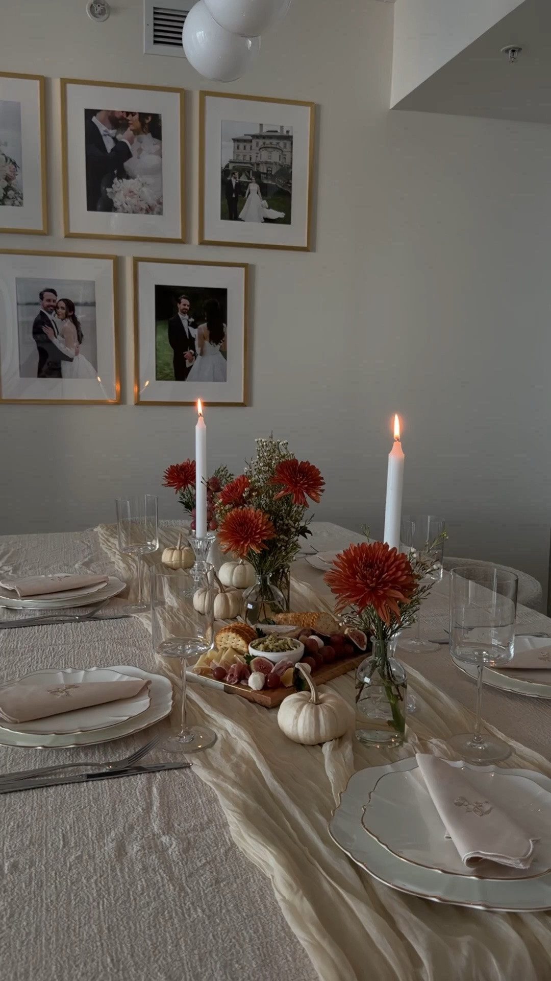 Autumn dinner party tablescape

#hosting #dinnerparty #tablescape #fallhosting #friendsgiving