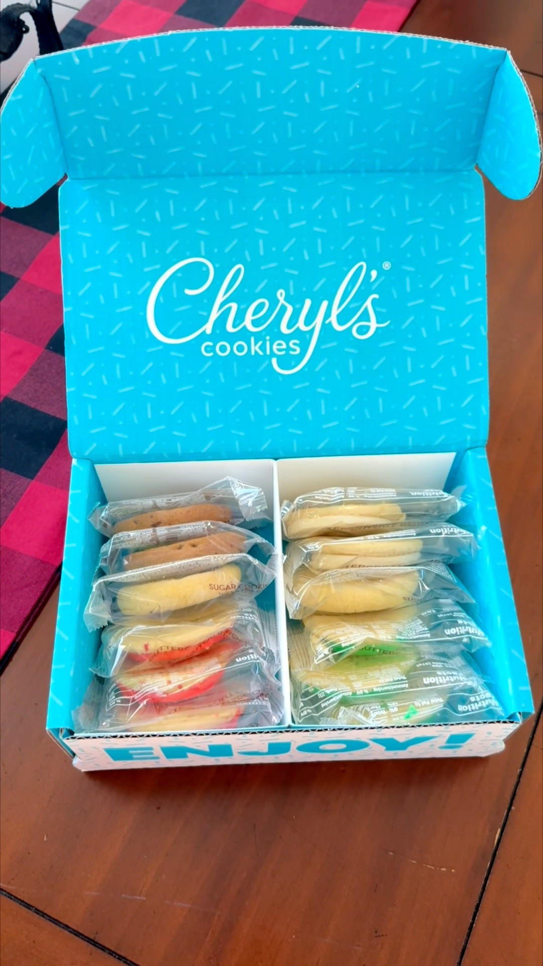 Great way to save time when you’re hosting (and also great for gifting)! Ordered these cookies to use a Christmas gifts BUT they have so many flavors and designs for all occasions, including New Year’s Eve! Surprise someone with New Year’s cookies 🍪

New Year’s party l hosting tips l easy hosting ideas l new years dessert

#LTKGiftGuide #LTKHoliday #LTKFindsUnder50