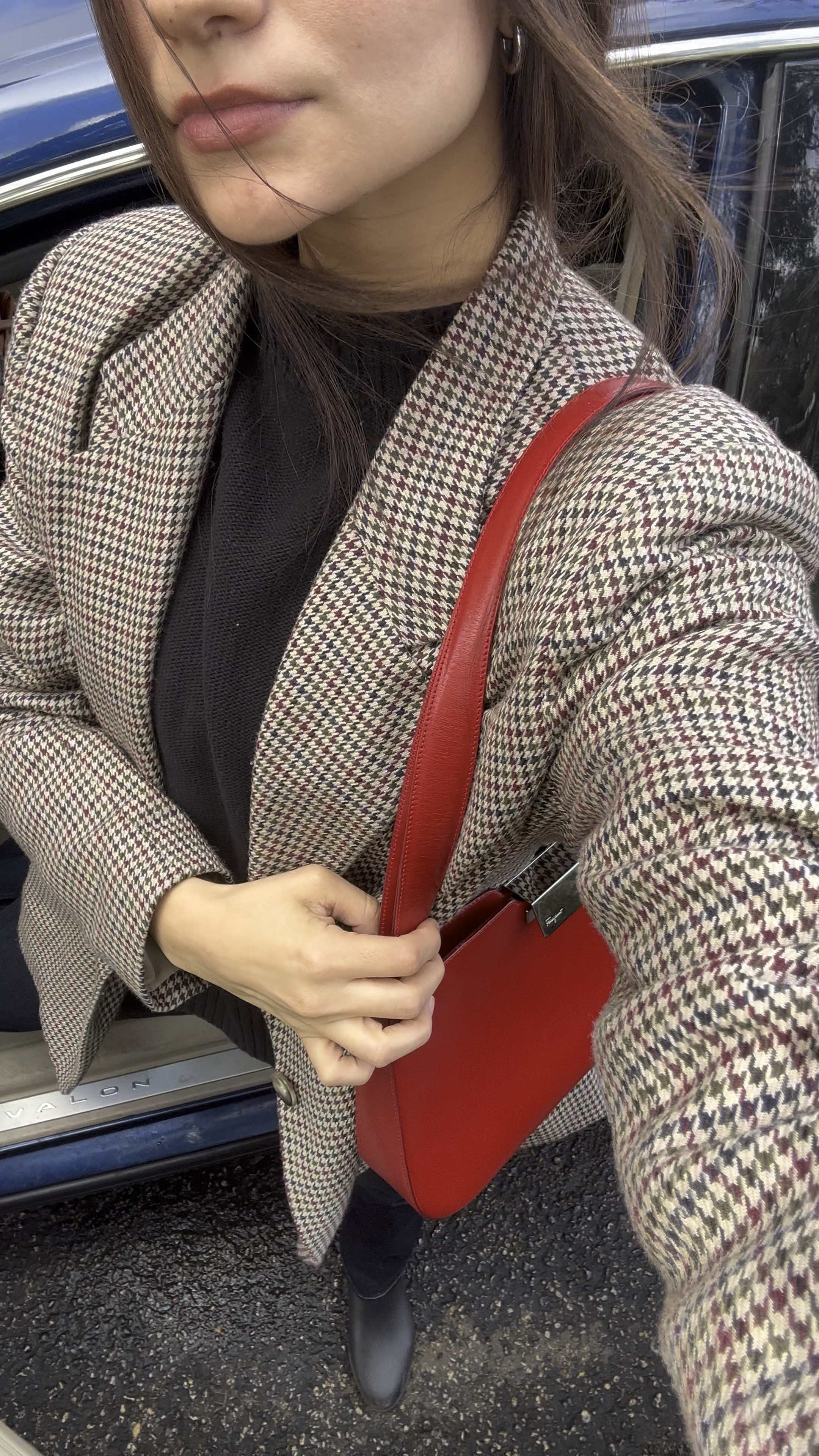 #75hardstylechallenge day 5! 

A pop of red to seal the work day. 

🫶🏼



#LTKitbag #LTKstyletip #LTKU