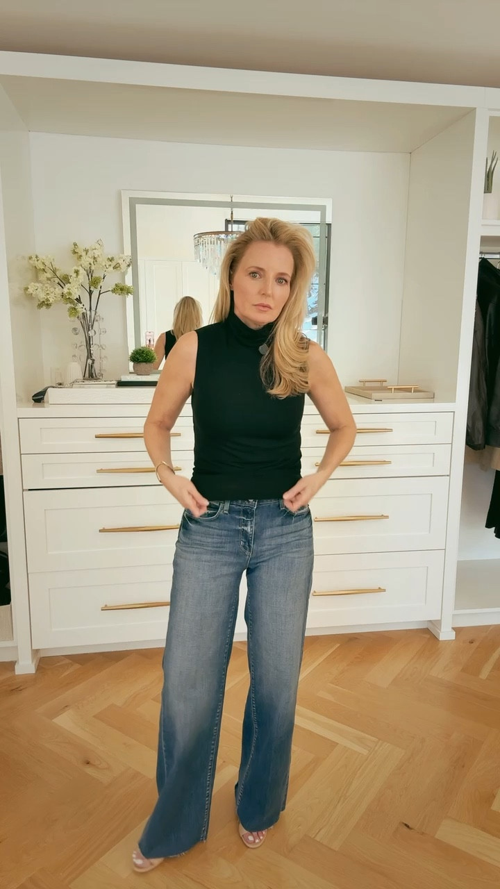 These Scottie jeans are sooo soft—they have just the right amount of stretch, making them ridiculously comfortable to wear all day. 

The dark wash with subtle center fading is also a major bonus! It visually slims and elongates your legs. It’s one of those small design details that makes a huge difference. TTS. 

~Erin xo 

I’ll link both this pair (Scottie) and the high-rise version (Gwenna) 😉