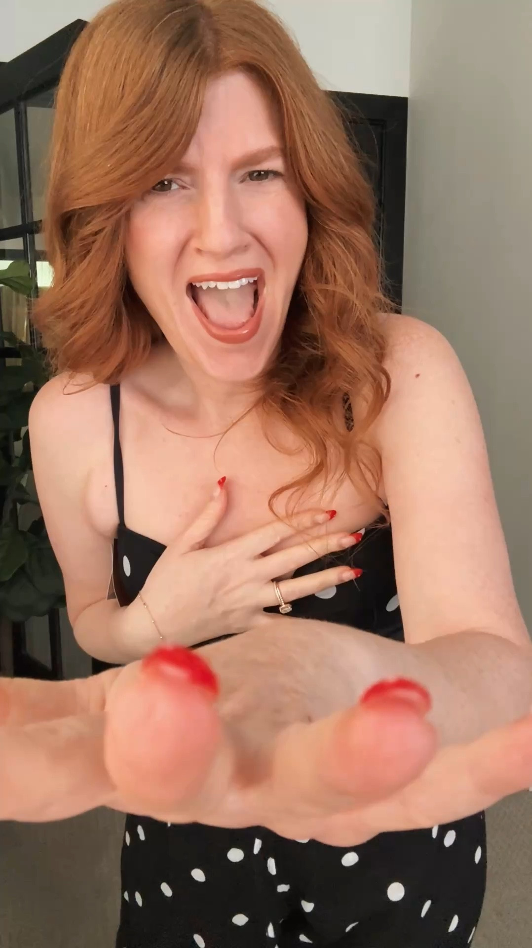 Polka dot swimsuit set size medium. 

#LTKTravel #LTKFindsUnder50 #LTKSeasonal