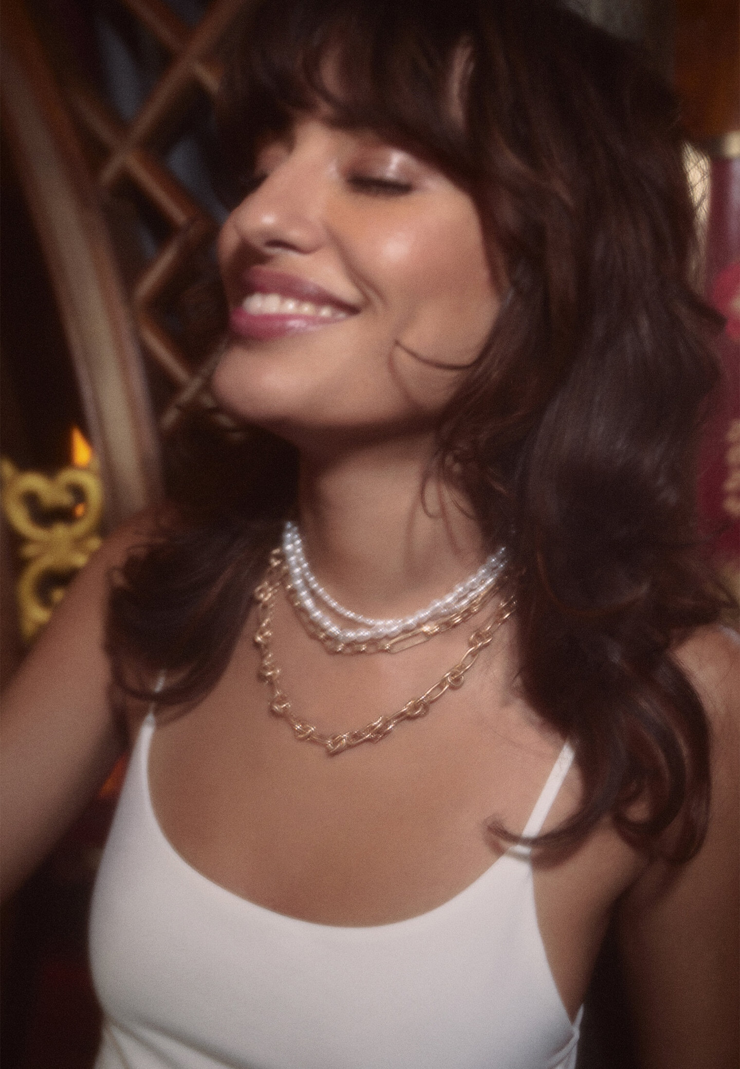 Rückenfreies Trägertop aus Polyamid | Stradivarius DE