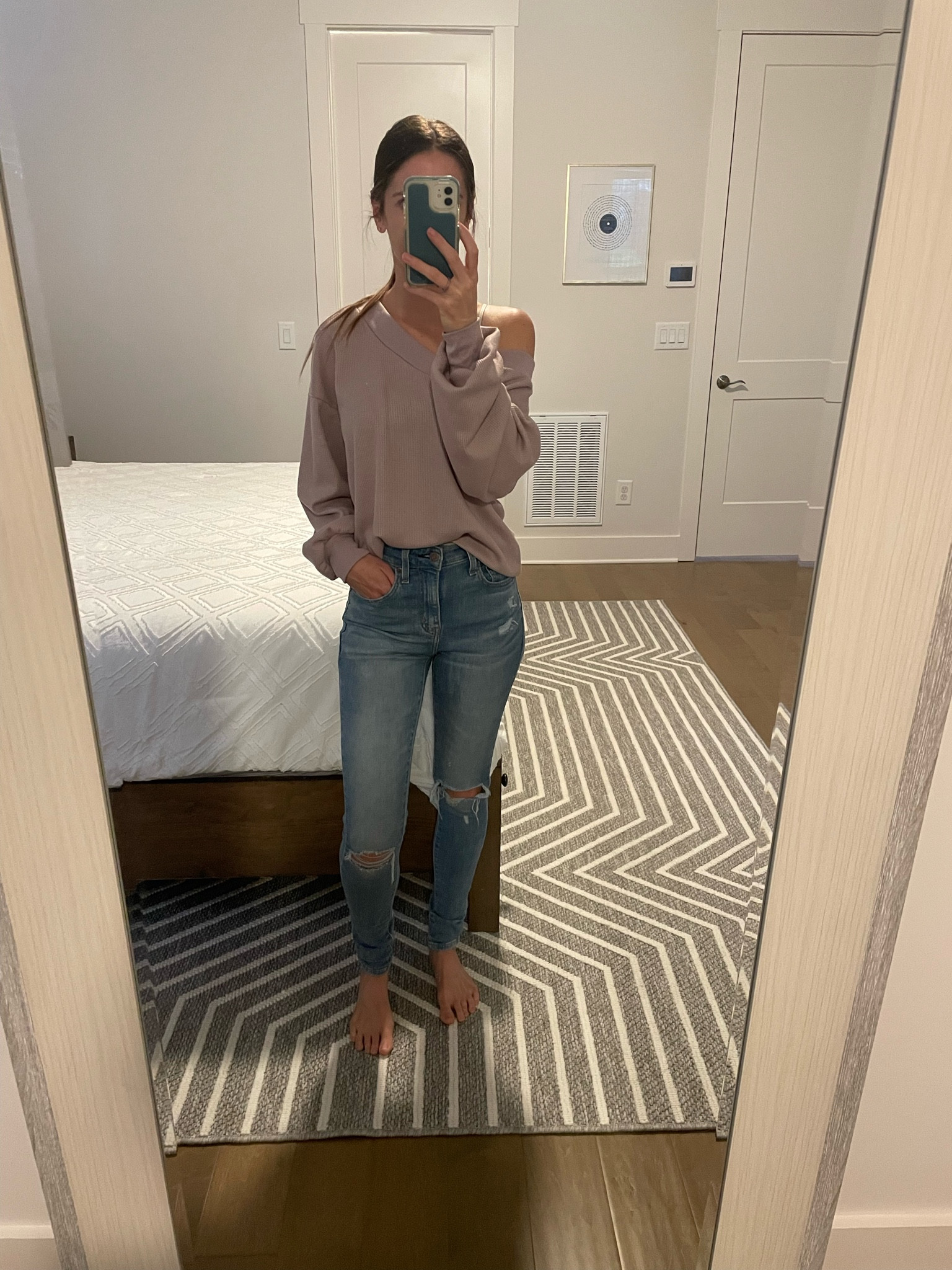 Love this transition for fall! Lightweight long sleeve with high waisted jeans. Target x Levi fit true to size. Top runs oversized. #targetfashion #amazonfashion #fallfashion

#LTKFindsUnder100 #LTKSeasonal