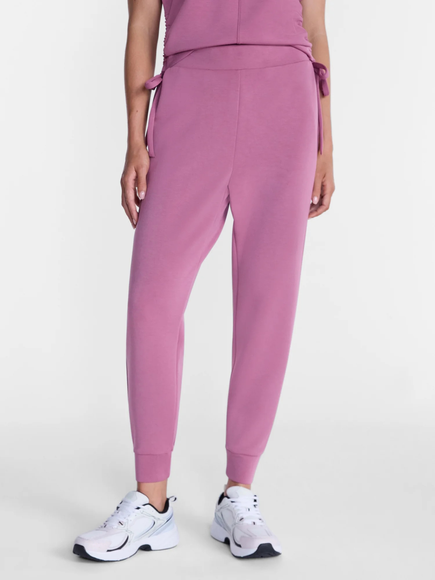 Avia Women s and Women s Plus Knit Pleat Joggers with Pockets Size XS-4X | Walmart (US)