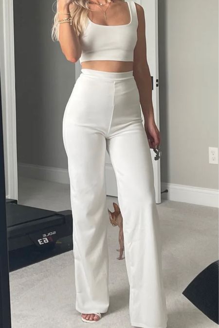 This two piece outfit is perfect for a bachelorette party!

White bachelorette party outfit, bachelorette party two piece outfit, bachelorette party jumpsuit 

#LTKwedding #LTKFind #LTKunder100