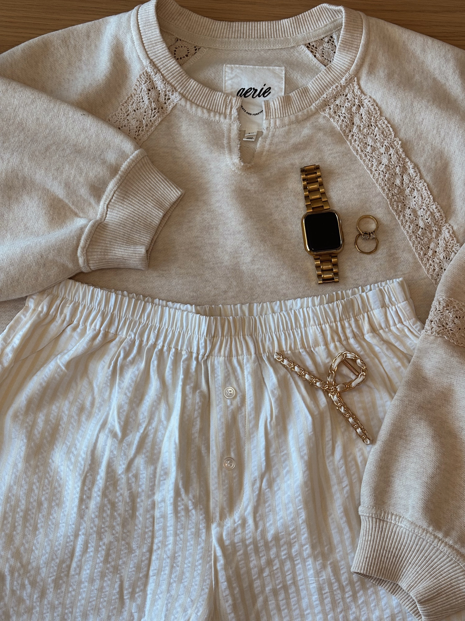 Cozy study outfit for today! Bright & springy vibes 👏🏻

#LTKStyleTip #LTKSeasonal #LTKSaleAlert