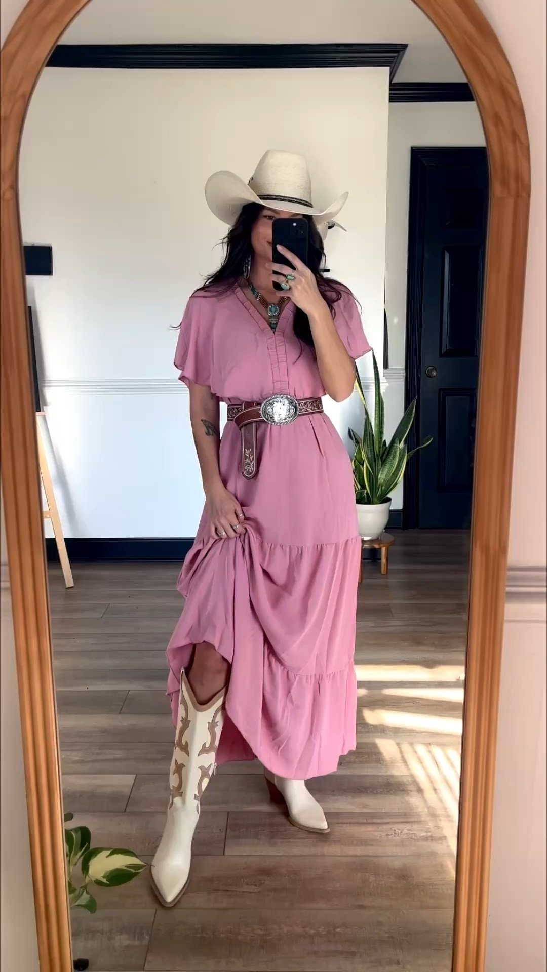 My pretty boho maxi not only comes in pink but several other colors! Would make a great family photo dress 💗 wearing small

#LTKootd #LTKgrwm #LTKSeasonal