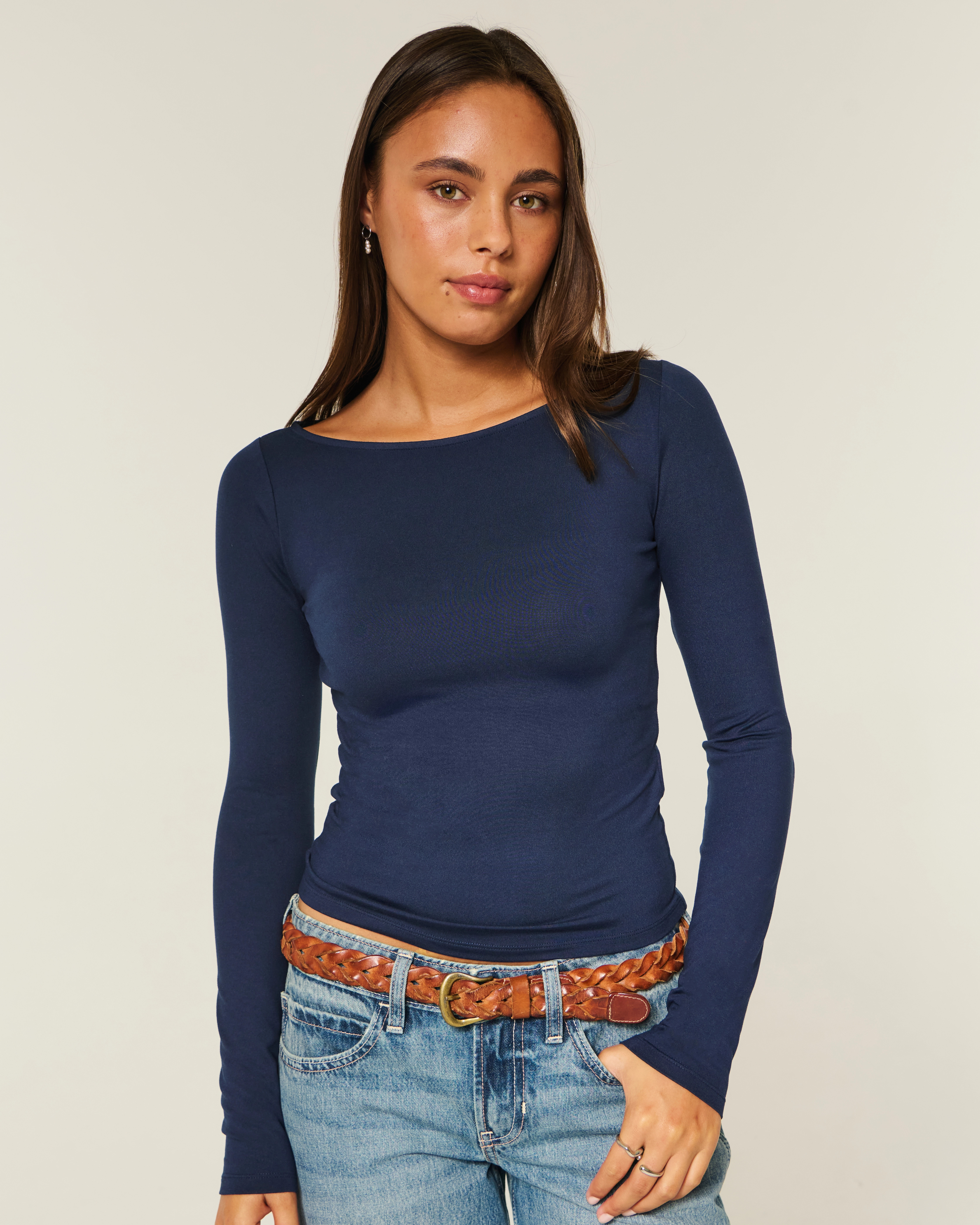 Long-Sleeve Seamless Fabric Slash-Neck Top | Hollister (US)