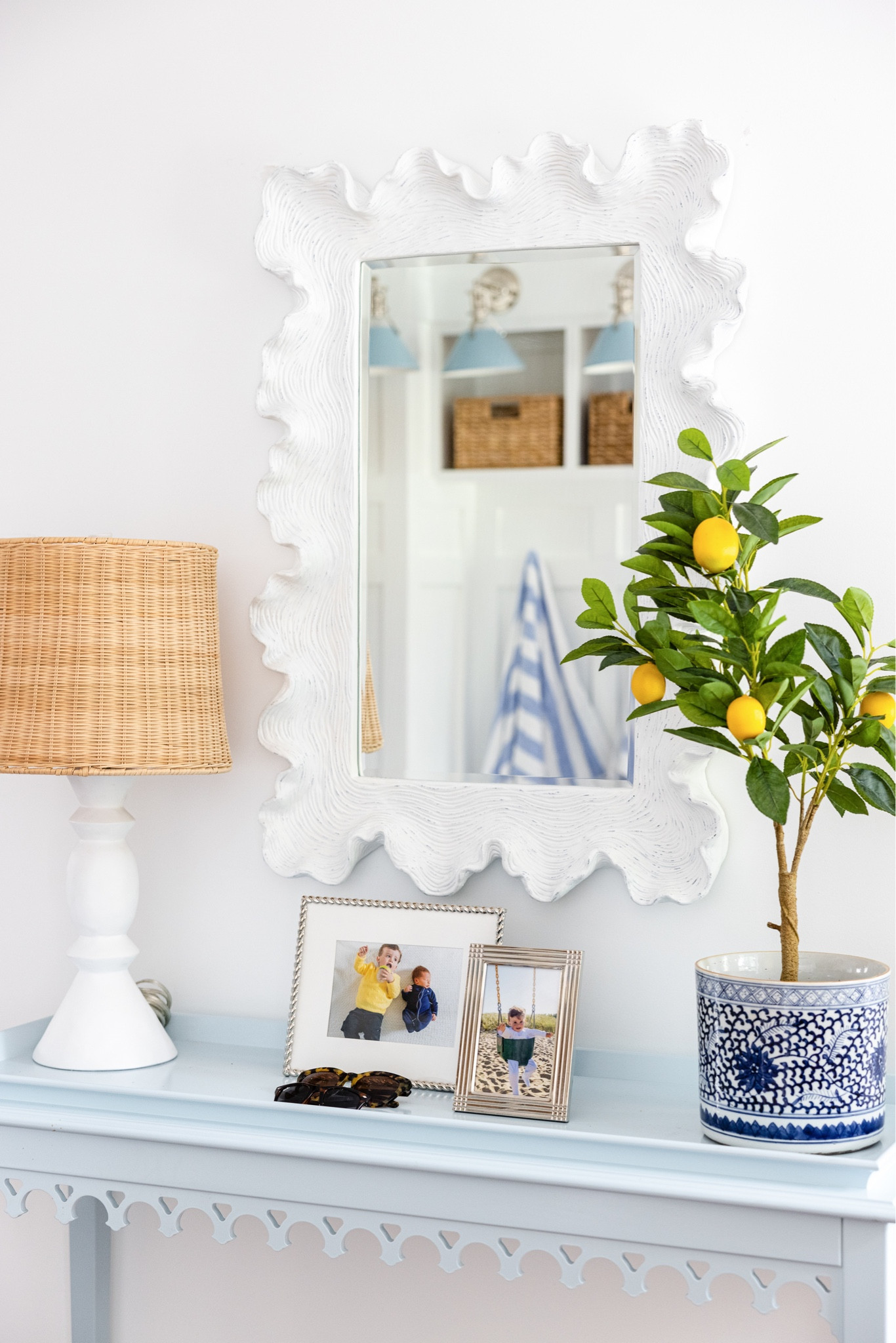 25% off one of my favorite mirrors this weekend! 

#LTKhome #LTKsalealert #LTKSale