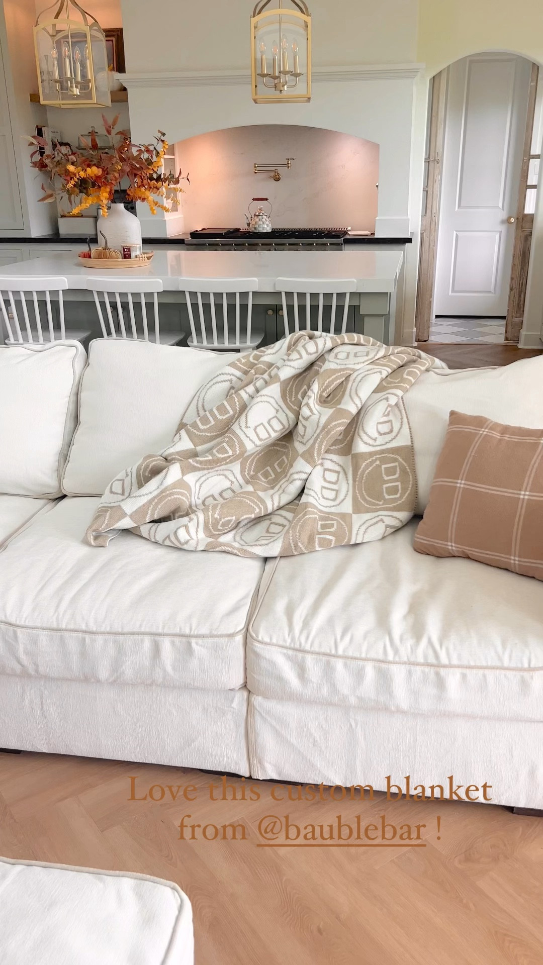 Love this custom blanket from Bauble Bar. Makes a great gift!

#LTKHome #LTKFindsUnder100 #LTKSeasonal