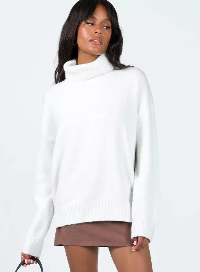 Oswin Turtleneck Sweater White