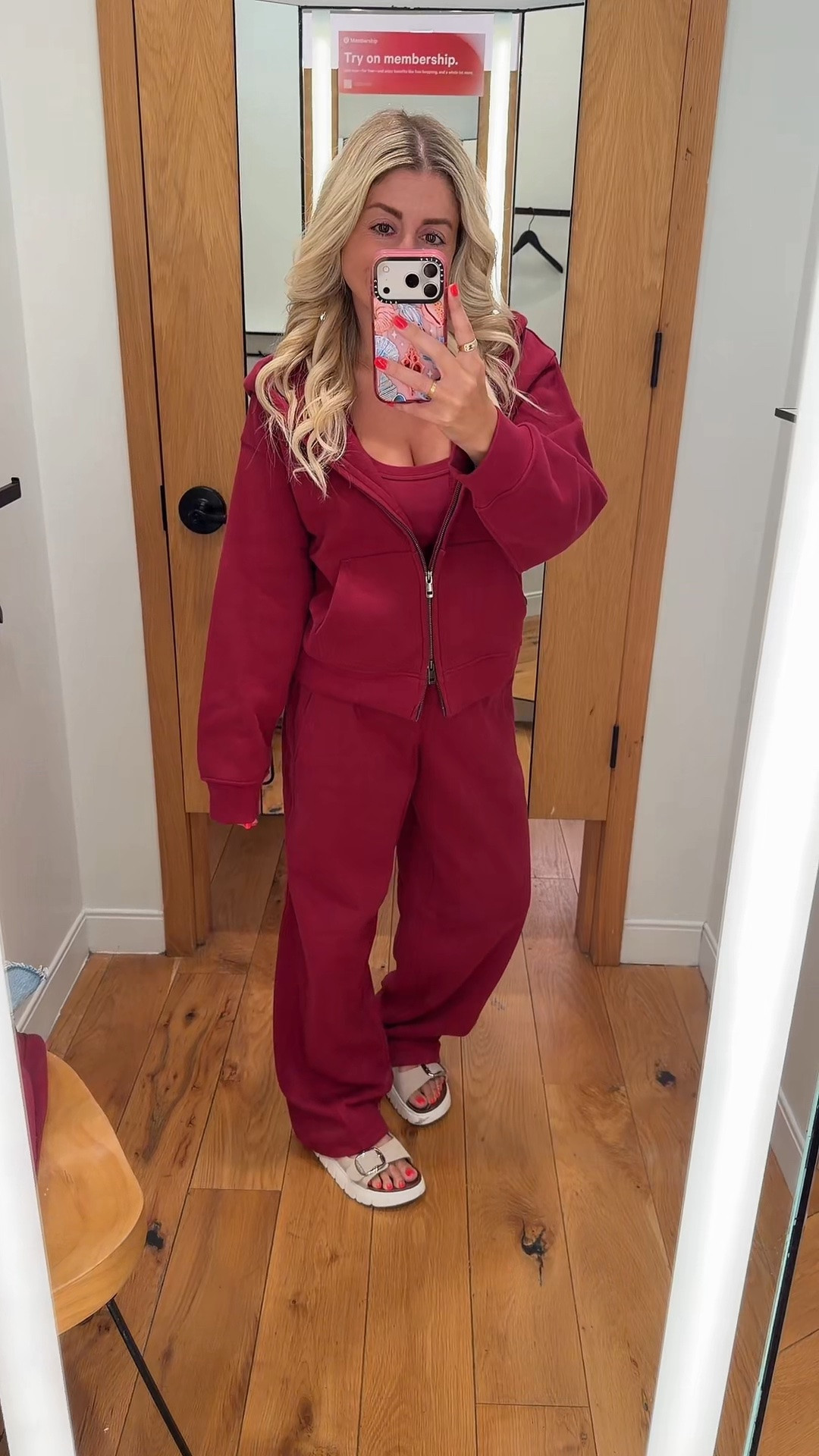 @lululemon matching set
Size xs
Sandals tts 
Fall outfit