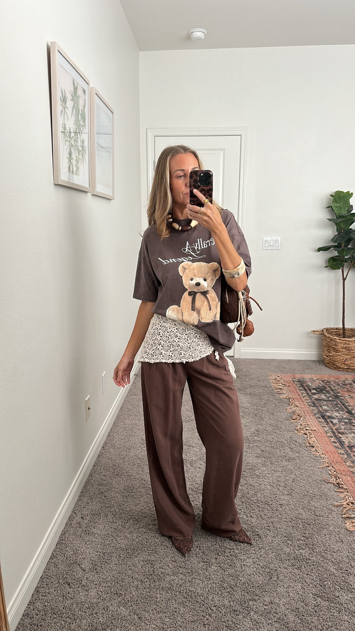 Todays outfit
Target shirt runs big wearing size xs
Abercrombie trousers on sale + extra 15% off code HOLIDAYRUSH


#LTKootd #LTKgrwm #LTKSaleAlert
