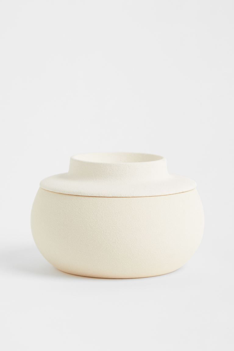 New ArrivalScented candle in a ceramic holder with a textured finish and three wicks. Lid doubles... | H&M (US + CA)