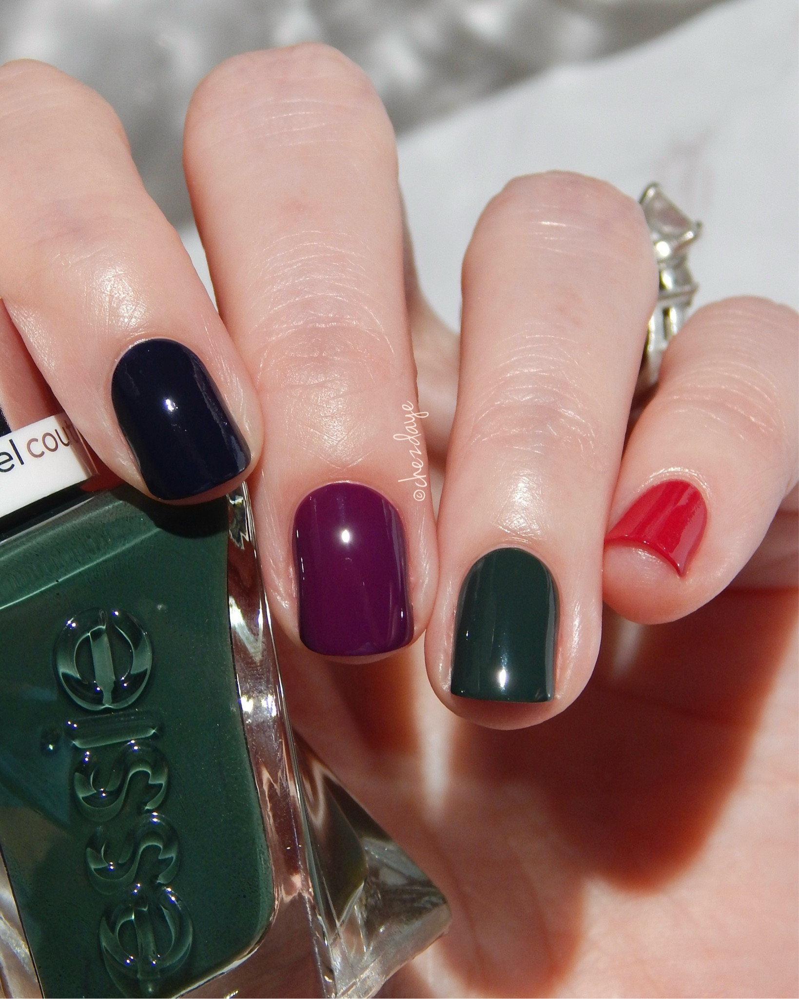 There is nothing like rich, saturated nail color! 😮‍💨

diy nails • holiday outfit • Christmas 

#LTKFindsUnder50 #LTKBeauty #LTKStyleTip