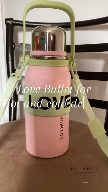32oz thermos to keep the hot drinks hot and the cold drinks cold 
💓 a must have for beach trips and pool days

#LTKfindsunder50 #LTKVideo #LTKhome