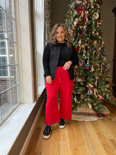 Red scuba pants size L and XL left. Hurry. And they’re $8. 

Casual holiday style. I need the linked faux leather vest for this look!

#LTKunder100 #LTKunder50 #LTKHoliday