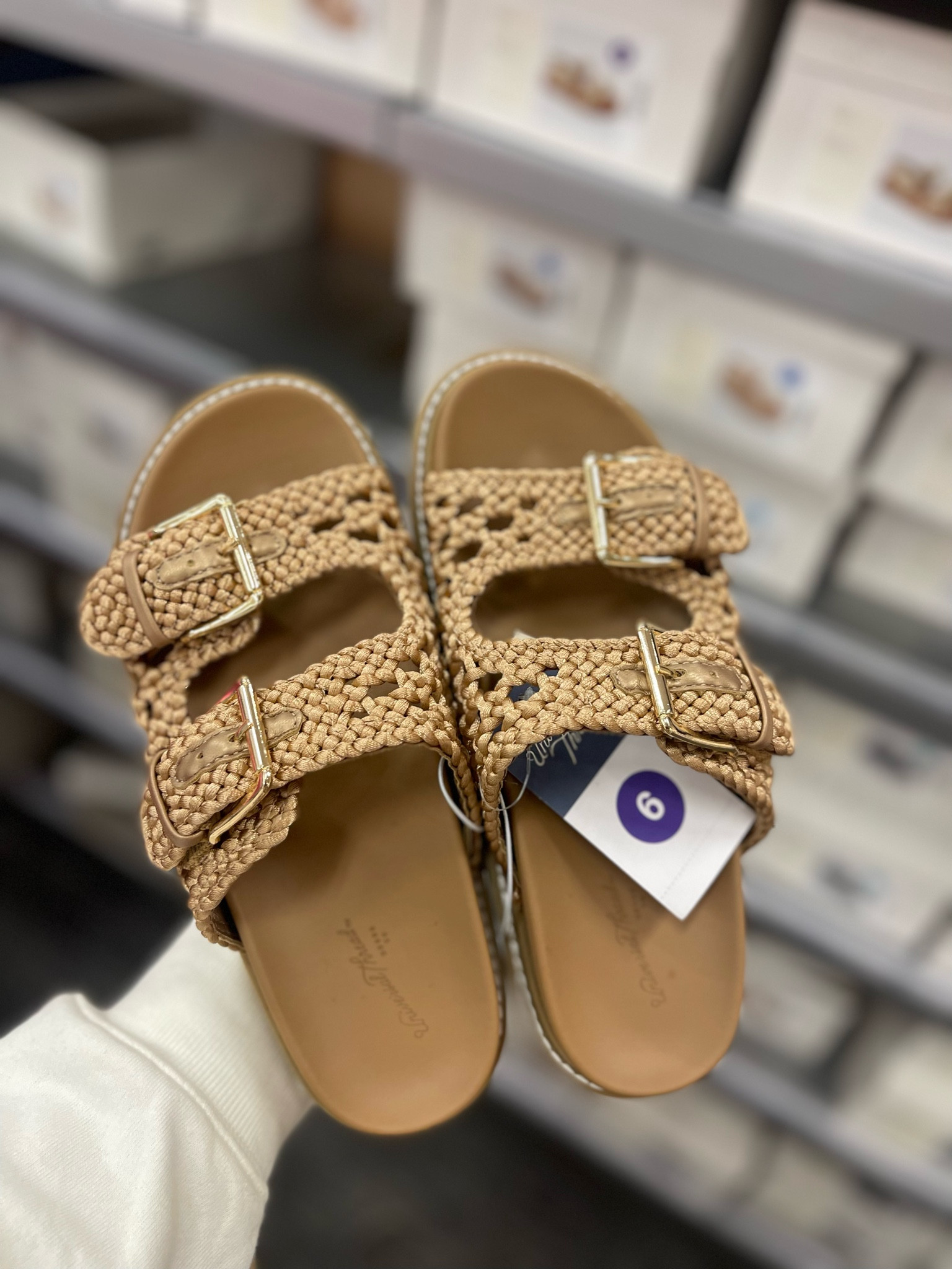 20% off women’s sandals 

#LTKFindsUnder50 #LTKShoeCrush