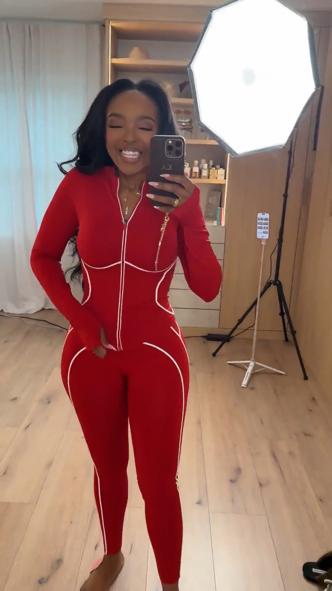 Scroll to shop! The perfect bright activewear set for summer! @prettylittlething y
 

#LTKootd #LTKActive #LTKgrwm