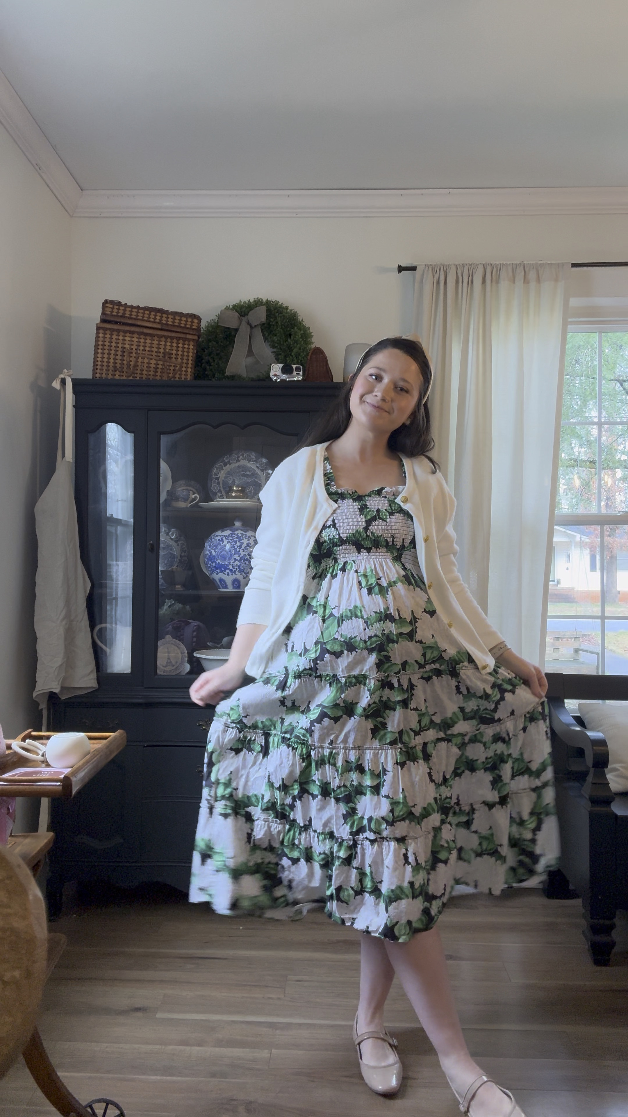 Pregnancy ootd. Spring outfit idea 