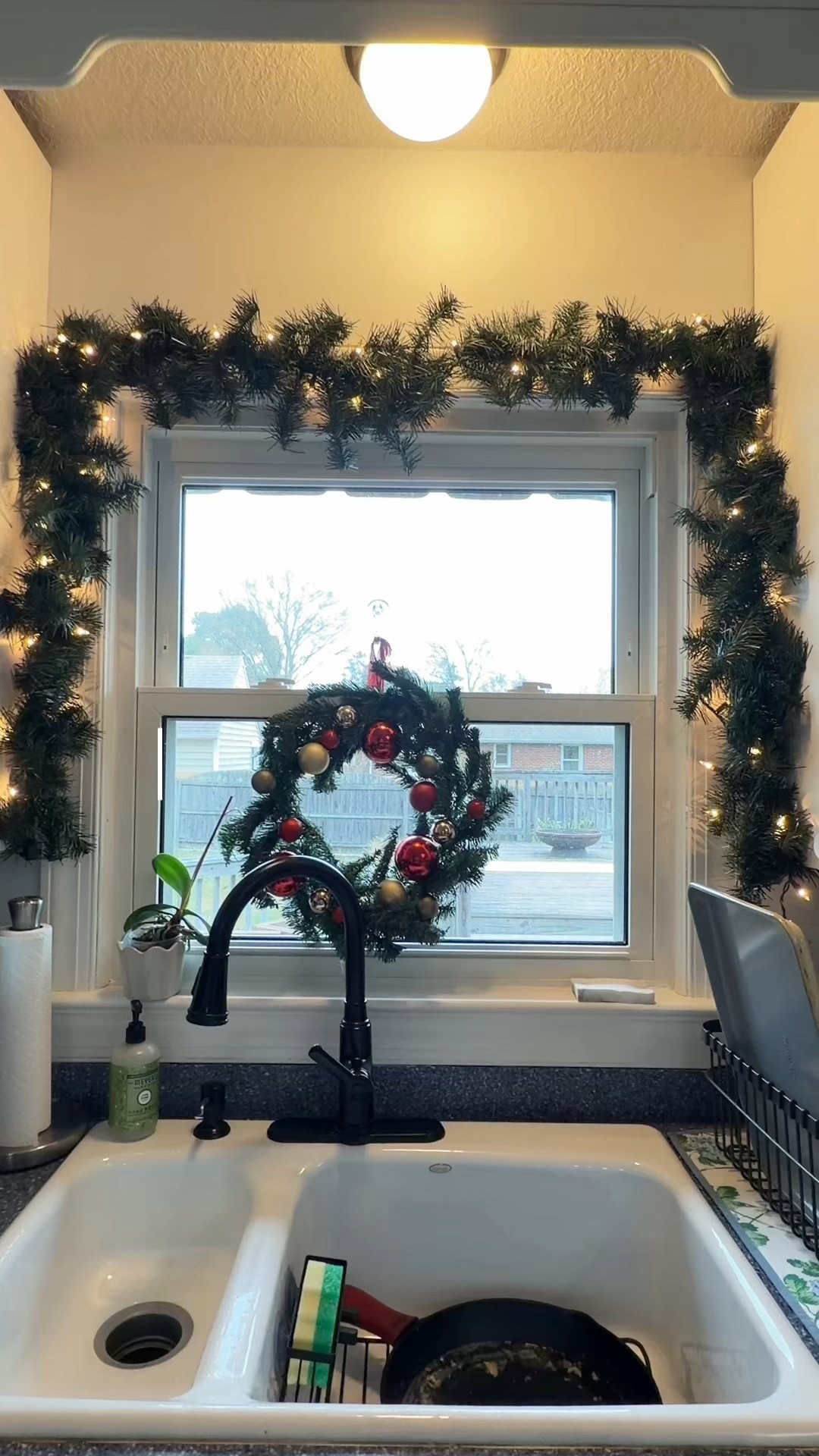 Sunday reset!

Clean with me, Grandmillenial home, Ralph Lauren Christmas, Christmas decor

#LTKHoliday #LTKHome #LTKSeasonal