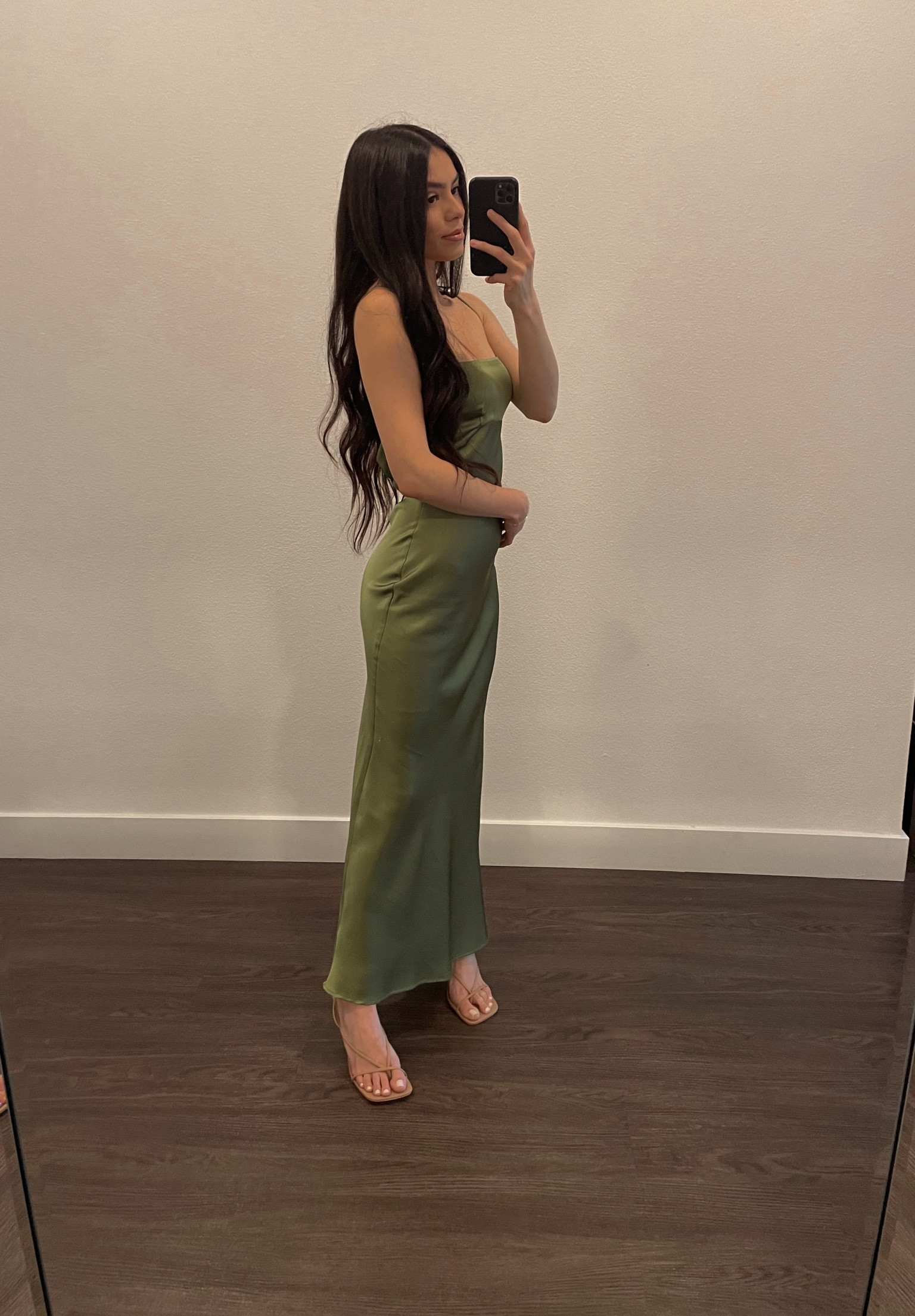 Satin green dress (xxs)
Heels (8) true to size 
#abercrombie #stevemadden #satindress #weddingguestdress

#LTKshoecrush #LTKsalealert #LTKstyletip