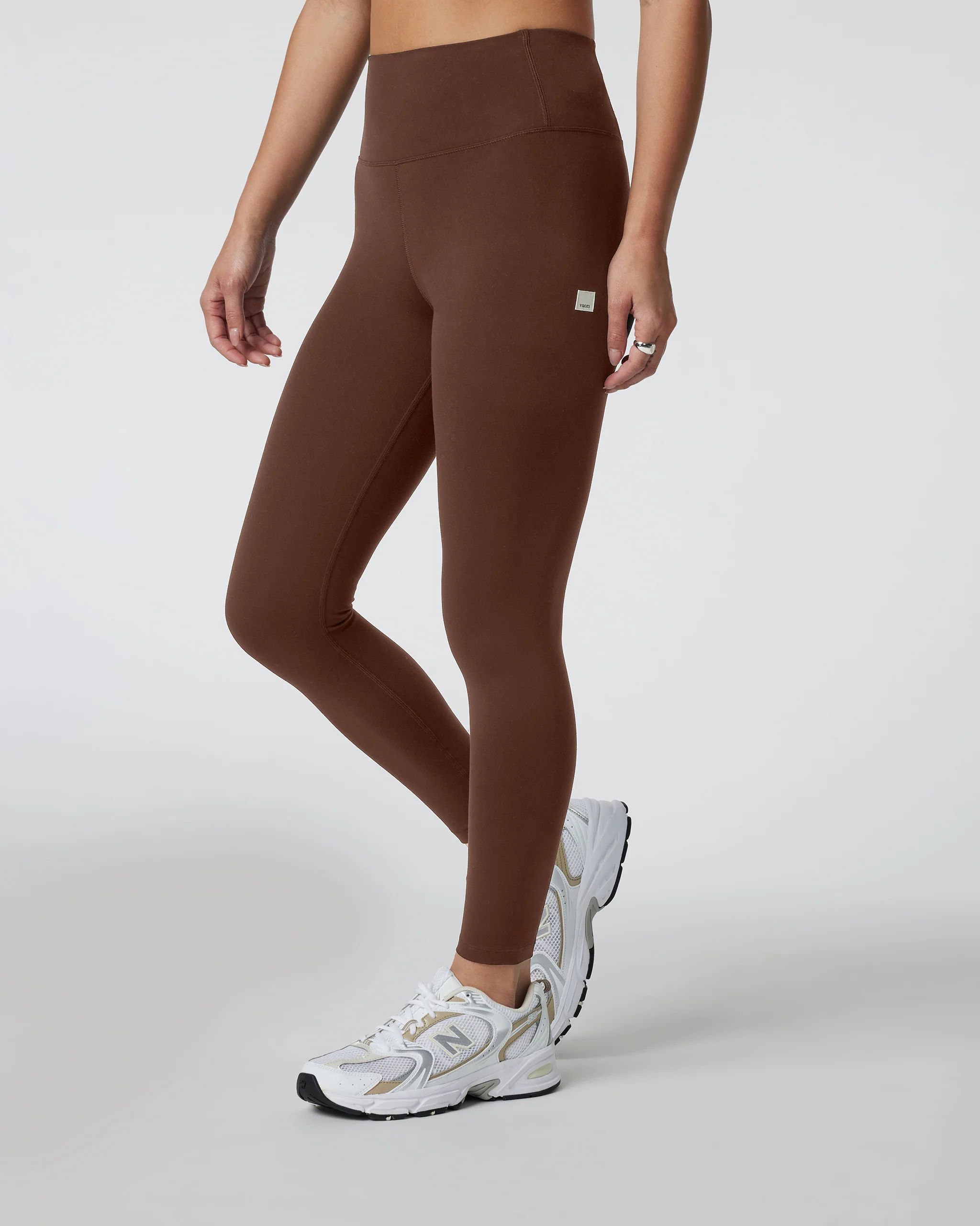 Vuori AllTheFeels™ Legging - Short | Pepper | Vuori | Vuori Clothing (US & Canada)