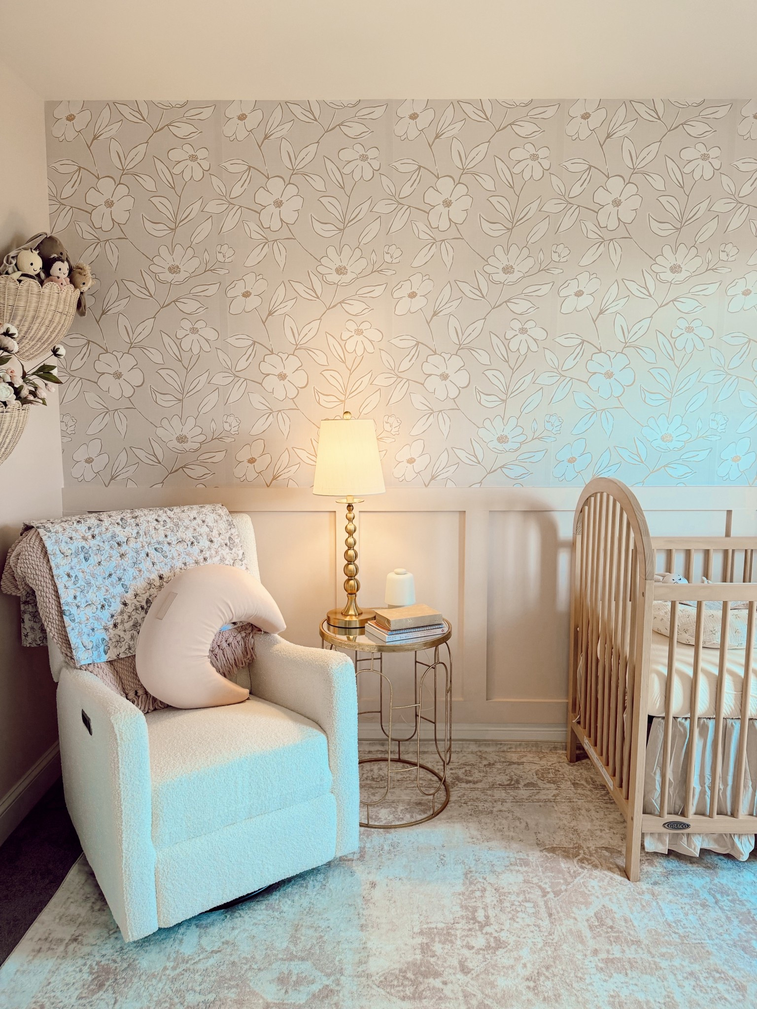 nursery cozy corner set up 🧸☁️🍼✨💕✨

#LTKBaby #LTKHome #LTKmomlife