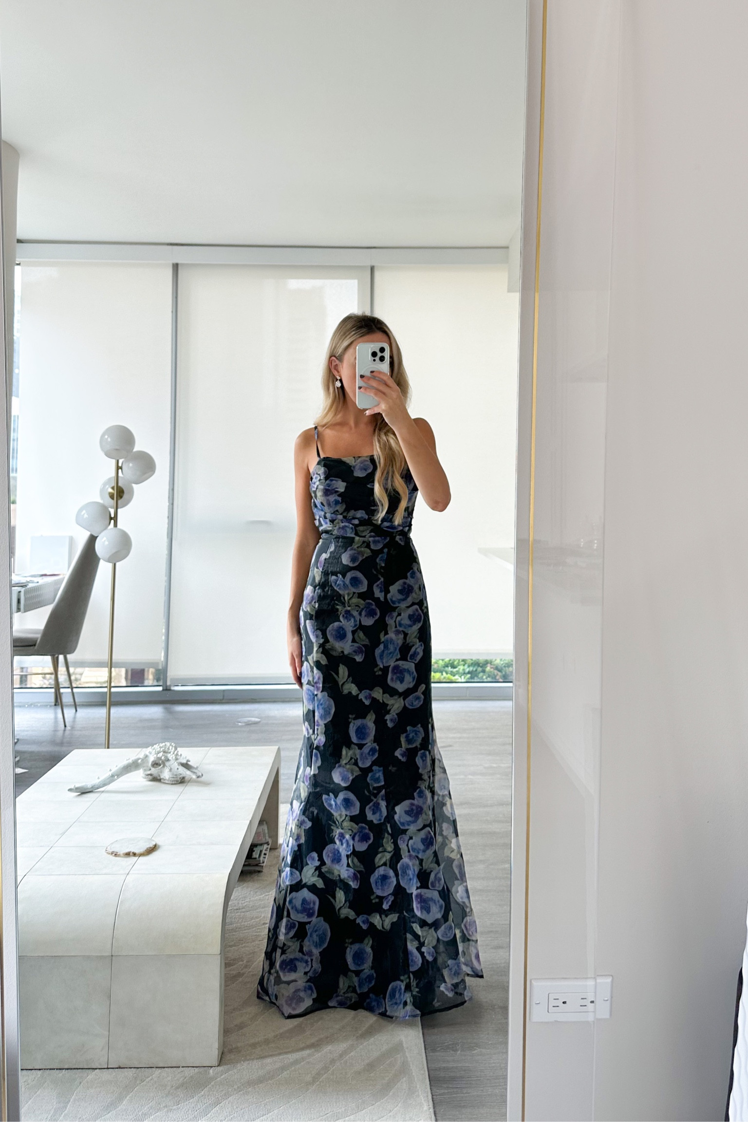 formal wedding guest dress

Floral dress
Maxi dress
Wedding guest gown 
Lulus dress 
black tie 

#LTKparties #LTKwedding #LTKHoliday