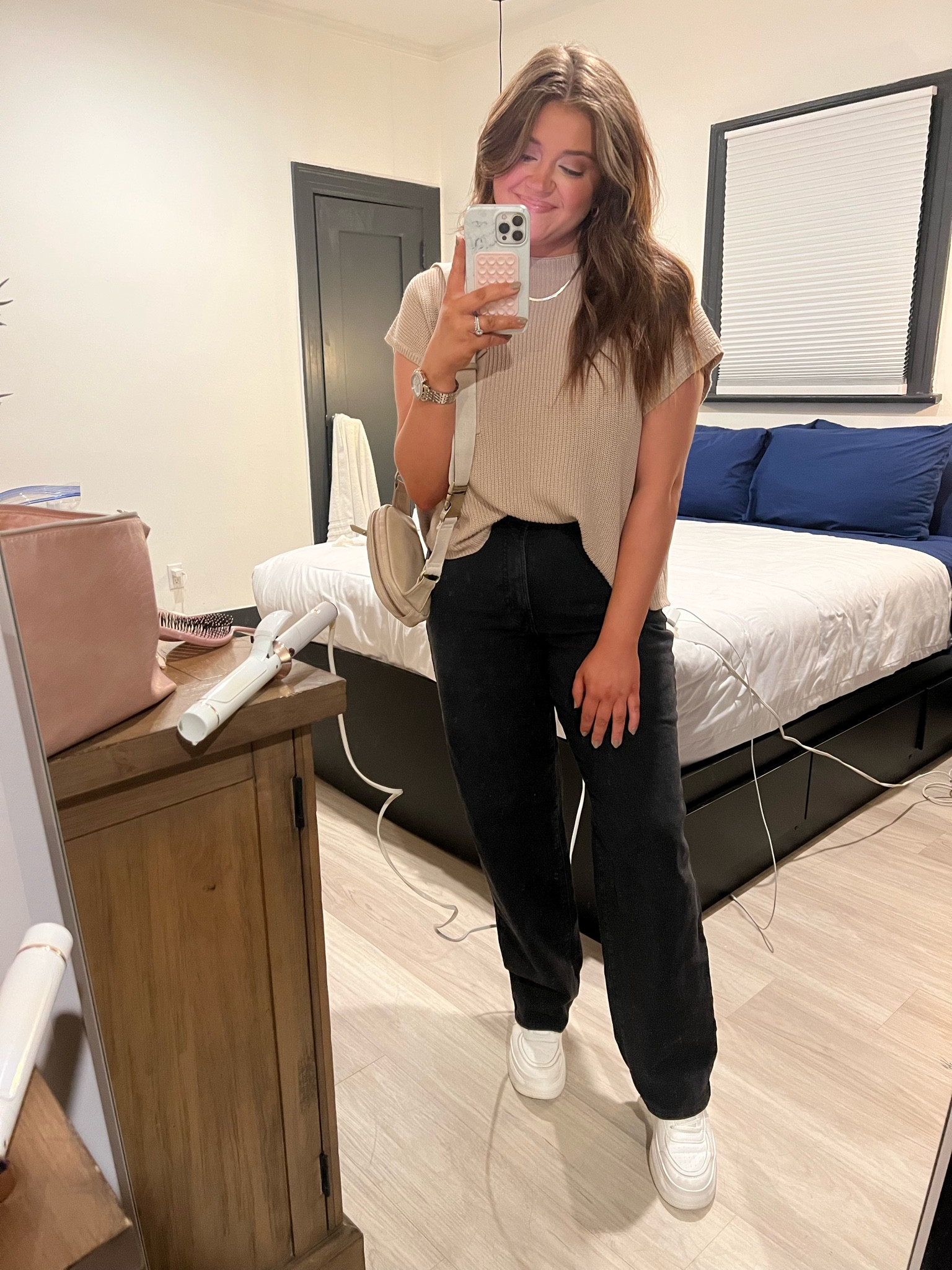 Night out — jeans are on sale for $22 and top is from an Amazon set💗

#LTKmidsize #LTKfindsunder50 #LTKstyletip