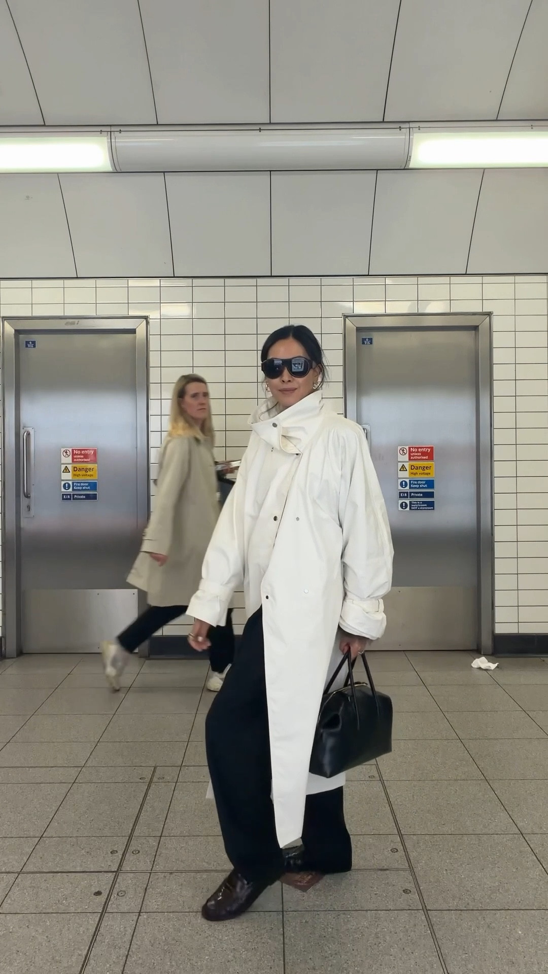 Trench size small
Stockholm midi 
