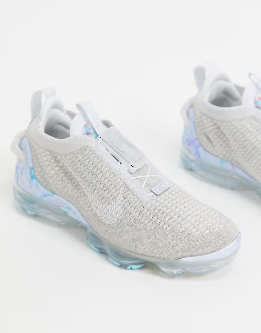 Nike Vapormax Flyknit MOVE TO ZERO trainers in white | ASOS (Global)