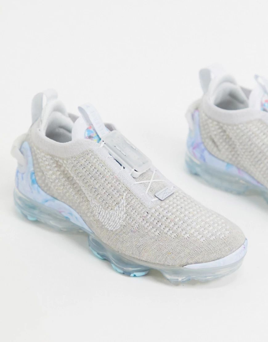 Nike Vapormax Flyknit MOVE TO ZERO trainers in white | ASOS (Global)
