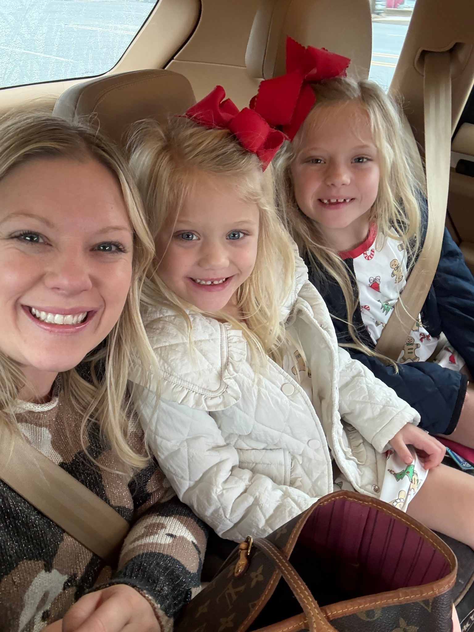 Gift ideas for tiny dancers! Whether in the nutcracker or winter recitals, these are fun little surprises for a job well done!

#LTKHoliday #LTKKids #LTKGiftGuide