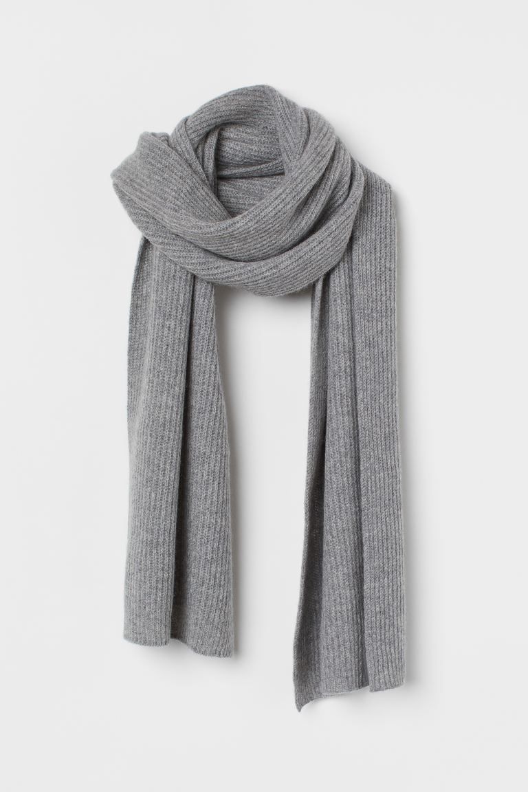 Ribbed cashmere scarf | H&M (UK, MY, IN, SG, PH, TW, HK)