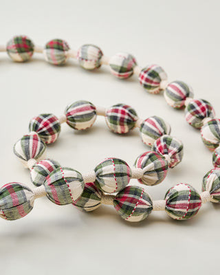 Classic Christmas Plaid Garland | Magnolia