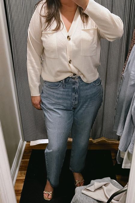 Another Madewell fit! I am wearing the Curvy plus size vintage jean in 18w but I ended up ordering a size down. I think these are fairly tts but run a half size big. Sweater is generous sizing and a relaxed fit. Wearing an XL. Save 25% through insider sale plus you can stack app $10 off and free shipping if you’re an insider! 

#LTKunder100 #LTKsalealert #LTKcurves