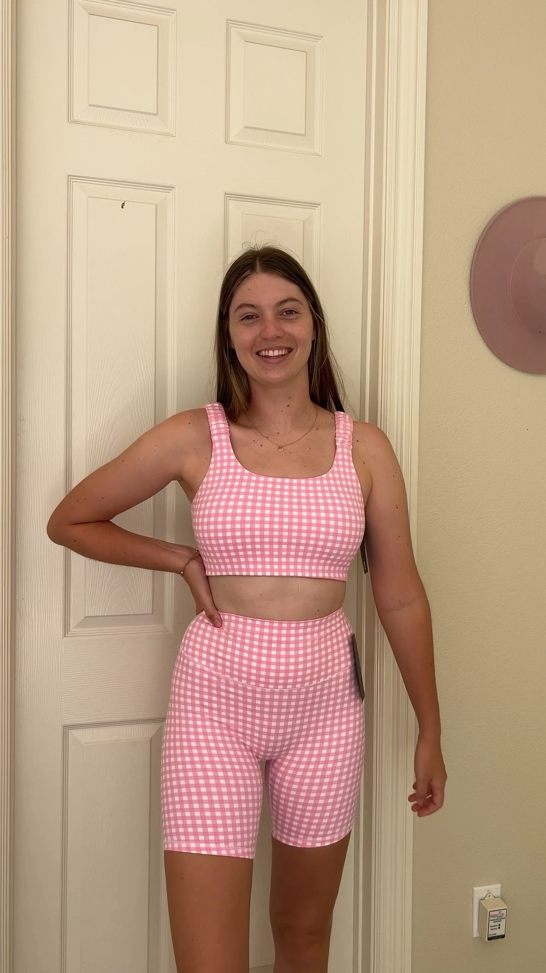 Pink Gingham Activewear Set

Wearing size L in the top and bottoms

#LTKActive #LTKFitness #LTKStyleTip
