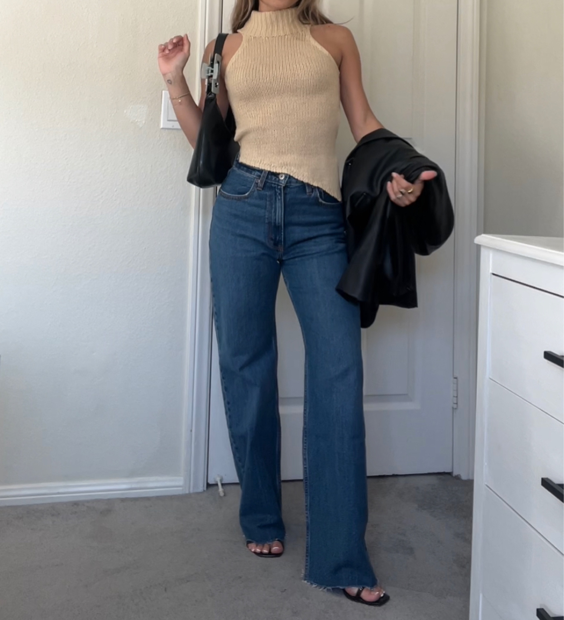 wearing pant size 25 
blazer size larger (for oversized fit)
top is sora_nyc
blazer & bag are on my amazon storefront