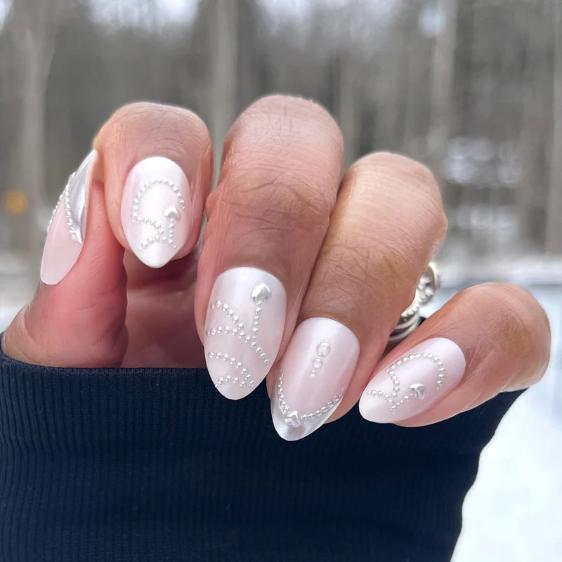 Pretty in Pearls French - Press On | Medium | Almond | Olive & June