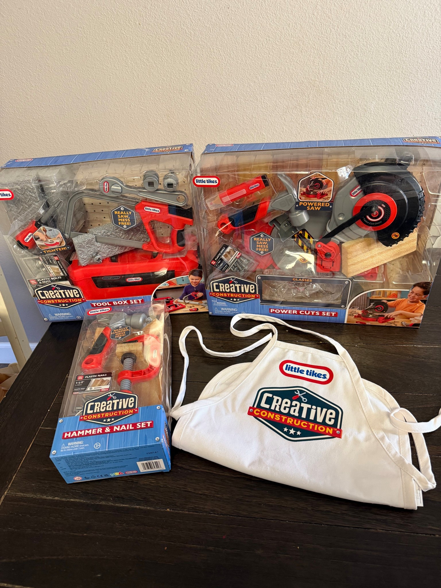 These new Little Tikes construction sets are amazing for little boys!! They actually work and cut the styrofoam “wood” 🤩 



#LTKKids #LTKGiftGuide #LTKHoliday